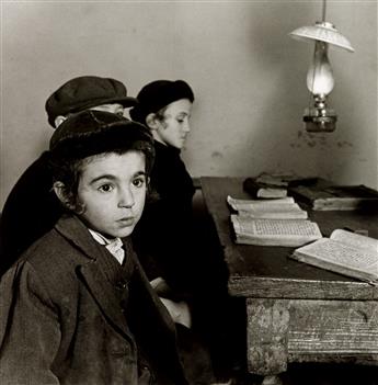 VISHNIAC, ROMAN (1897-1990) Portfolio titled The Vanished World.